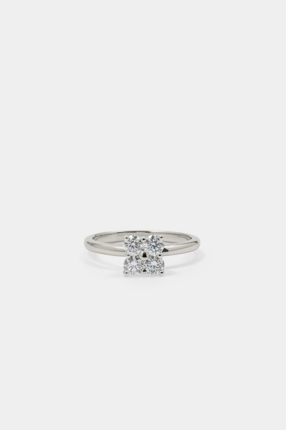 0.1ct settled ring (square)